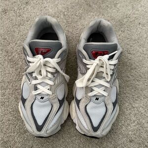 New Balance 9060 Sneakers W size 5.5